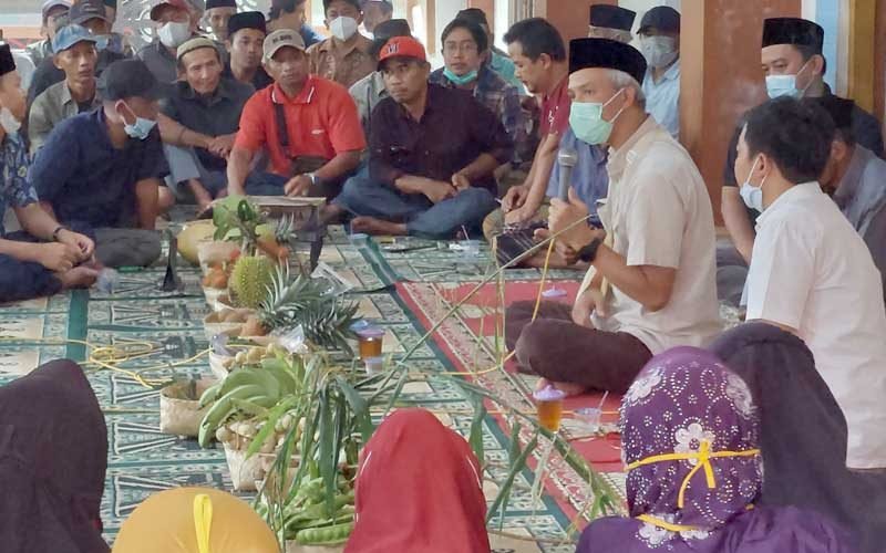 Ganjar Datang Sendirian ke Wadas 1