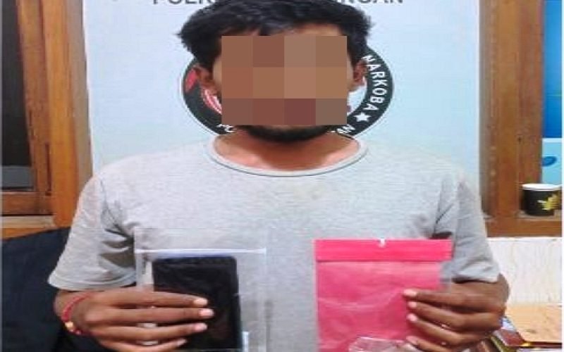 Terduga pelaku peredaran narkoba yang telah di amankan di Mapolres Pekalongan (dok. Humas)