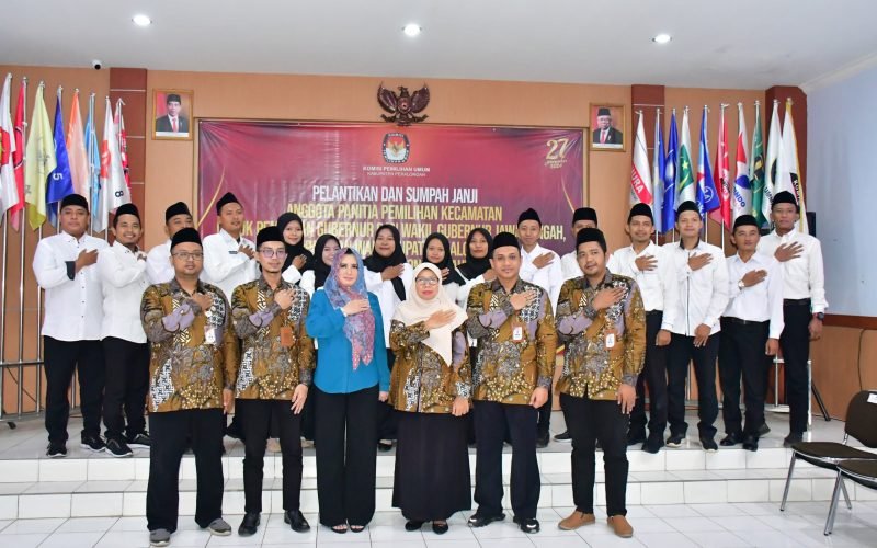 PPK - KPU Kabupaten Pekalongan melantik 95 PPK untuk 19 Kecamatan (dok. Istimewa - 16/05/2024)