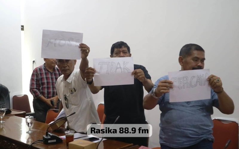 Polemik sewa-menyewa eks Pendopo Nusantara menjadi topik utama audiensi antara Koalisi Transparansi Pekalongan (KTP) dan DPRD Kabupaten Pekalongan, Senin (15/6/2026). DPRD menyatakan siap mengambil langkah lanjutan setelah menerima berbagai masukan dan desakan dari masyarakat (Dok. Bagus - Rasika FM Pekalongan)