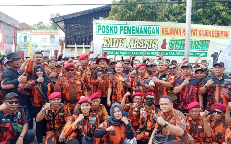 DEKLARASI - Pemuda Pancasila Kabupaten Pekalongan deklarasi dukungan kepada paslon Fadia - Sukirman (22/11/2024 - dok. Bagus Rasika FM)