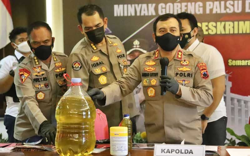 Polda-Jateng-Ungkap-Kasus-Minyak-Goreng-Palsu,-Dibuat-Dari-Air-Zat-Pewarna-dan-Air-Bekas-Cucian-Mobil