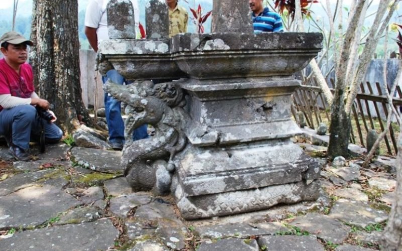 Situs Nogo Pertolo di Desa Tlogopakis, Petungkriyono, menjadi salah satu jejak sejarah dan warisan budaya yang masih bertahan di Kabupaten Pekalongan (Dok. Kompasiana)
