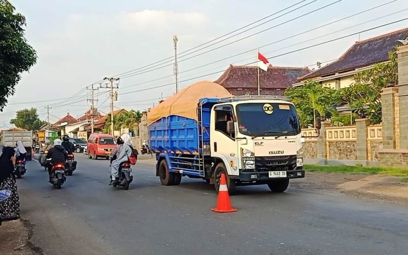 Pengusaha Galian C akan memberikan sosialisasi kepada supir truk terkait jam operasional (dok. istimewa)