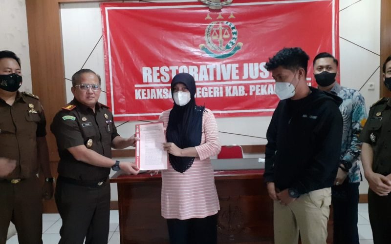 Proses restorative justice yang dilakukan olen Kejaksaan Negeri Kabupaten Pekalongan (16/06/2022 - dok. Rasika fm)
