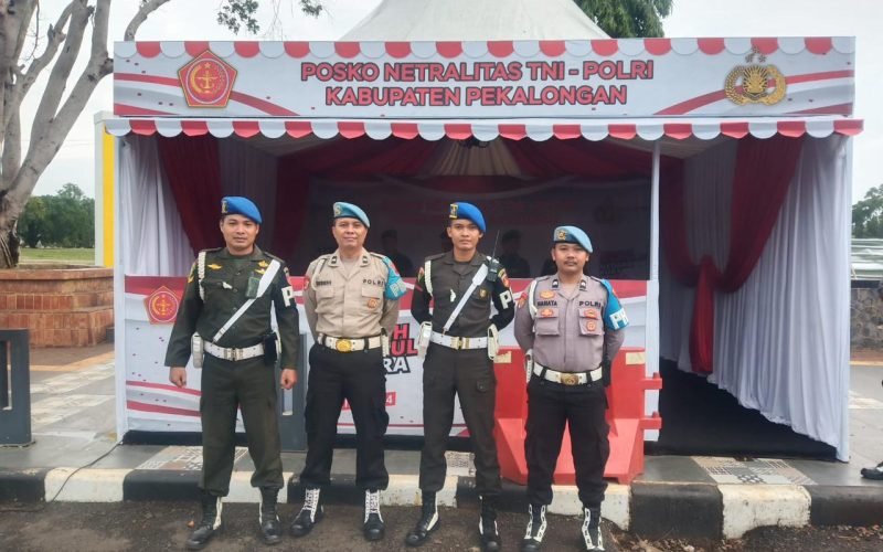 NETRALITAS - Posko netralitas TNI-Polri di Alun-Alun Kajen sebagai wujud netralitas dalam Pemilu 2024 (29/01/24 - dok. Humas)