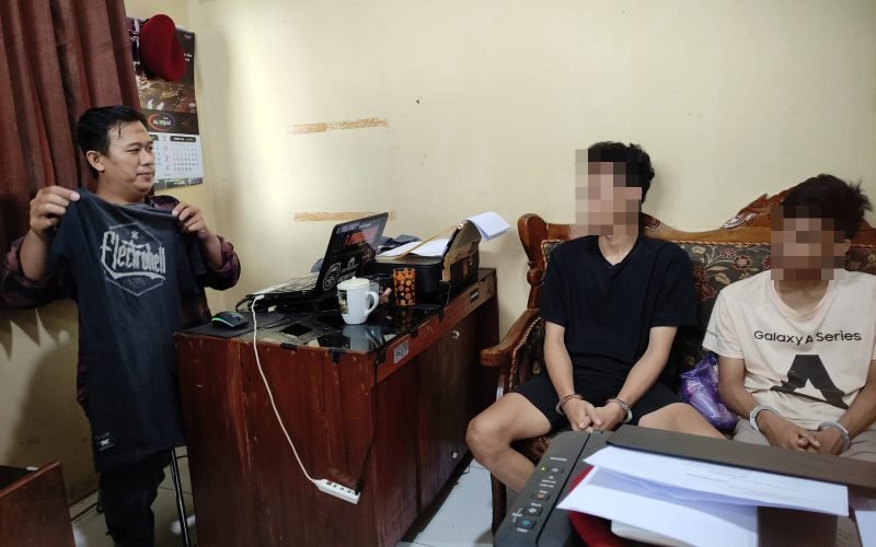 Dua pelaku pengroyokan di Babalan Bojong yang diamankan polisi (dok. Humas)