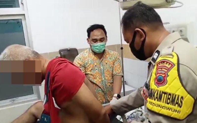 ODGJ - Orang Dengan Ganggu Jiwa yang diamankan Polisi karena mengamuk dan membawa senjata tajam (dok. Humas)
