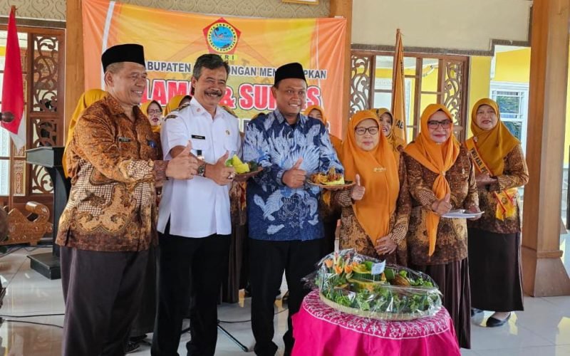 Wakil Ketua DPRD Kabupaten Pekalongan, Ahmad Ridhowi saat menghadiri HUT PWRI ke-63 tahun di pendopo Wakil Bupati Pekalongan di Kajen (dok. Istimewa)