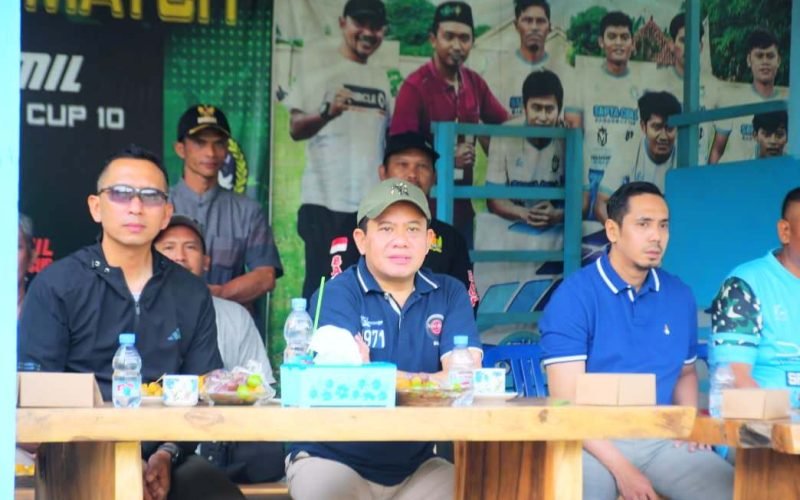 Wabup Sukirman saat menghadiri upacara pembukaan Danramil Cup Paninggaran (dok. Istimewa)