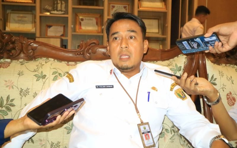 Sekda Pekalongan, M. Yulian Akbar: Pemkab siap bergerak bersama pemerintah pusat atasi rob Pantura (dok. Bagus - Rasika FM Pekalongan)