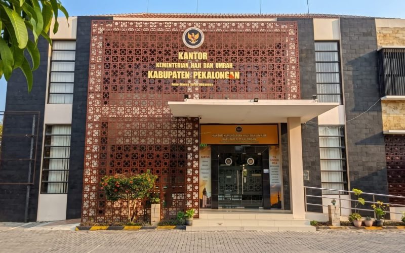 Kantor Kementerian Haji dan Umrah Kabupaten Pekalongan. Pelunasan biaya haji 2027 bagi jamaah yang masuk daftar berhak lunas masih menunggu terbitnya Keputusan Presiden (Keppres) serta jadwal resmi dari pemerintah pusat (dok. Istimewa)