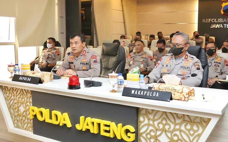 kapolda-lutfi-rapat-covid